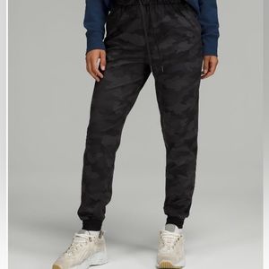 Stretch High-Rise Jogger
*Full Length